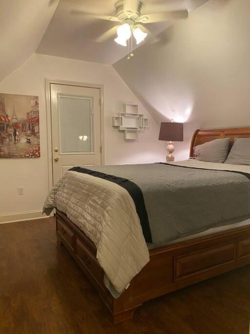 Ferienwohnung Spacious & Private 2Nd Flr. Apt. Irmo Exterior foto
